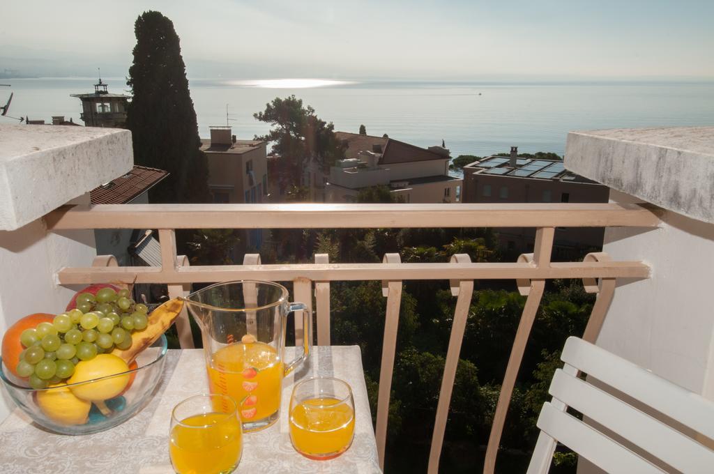 Iva 1, Wonderful View Of Kvarner Bay Opatija Ngoại thất bức ảnh